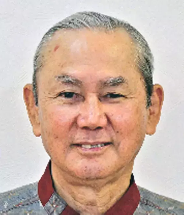 【訃報】前読谷村長の石嶺傳實さん死去　70歳　