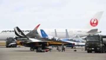 韓国空軍「ブラックイーグルス」が那覇空港に飛来　日韓両国の防衛協力をアピールか