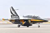 「韓国空軍「ブラックイーグルス」が那覇空港に飛来　日韓両国の防衛協力をアピールか」の画像2