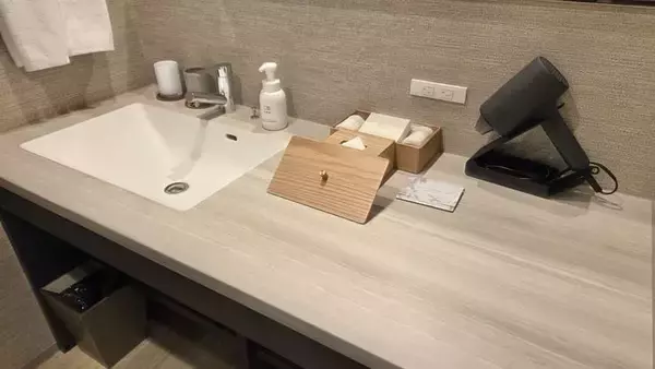 「【北谷町】観覧車跡地のホテル『リーガロイヤルリゾート沖縄 北谷』気になる客室内をご紹介♪【美ら浜つーしん】」の画像