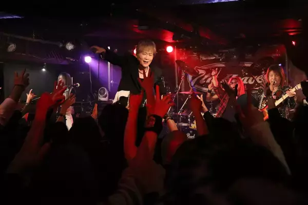 沖縄市のライブハウス「7th Heaven Koza」が25周年フェス　ドラゴンボールZ主題歌も紫の名曲もミリオン曲も　世界的プレイヤーが一堂に