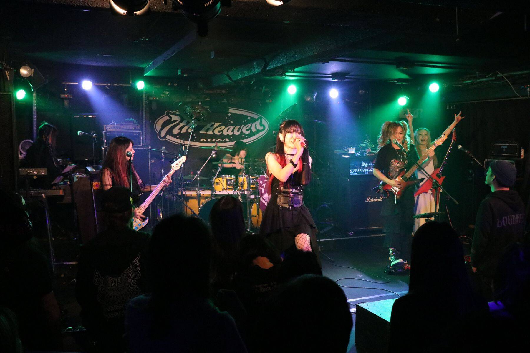 沖縄市のライブハウス「7th Heaven Koza」が25周年フェス　ドラゴンボールZ主題歌も紫の名曲もミリオン曲も　世界的プレイヤーが一堂に