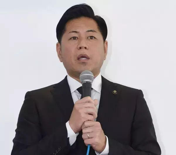 「【速報】豊見城市長「心の弱さあった」　レンタカー貸与問題で謝罪　車返却し利用料104万円支払う（ノーカット動画）」の画像