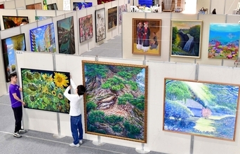 春告げる沖縄最大の美術・工芸展　「沖展」きょう3月21日に開幕　沖縄・浦添市で