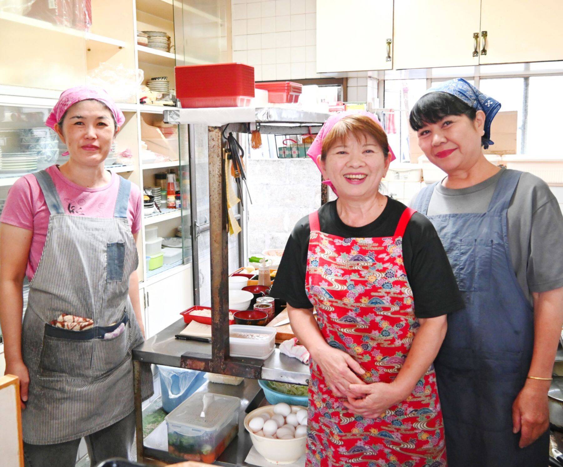 「お母さんの味」が評判　味が染み込んだ絶品の煮つけ　那覇市若狭のマルミヤ食堂