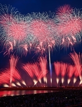 日本一早い夏の花火大会「琉球海炎祭」、2026年4月11日に開催　宜野湾・トロピカルビーチで　実行委発表