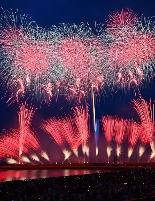 日本一早い夏の花火大会「琉球海炎祭」、2026年4月11日に開催　宜野湾・トロピカルビーチで　実行委発表