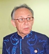 沖縄・玉城デニー知事「県民に大きな不安与え遺憾」　少年が練習中の野球場に米軍ヘリ不時着で不信感