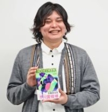 芥川賞ノミネート「自分だけのものでなくなる寂しさも」　宮古島育ちの坂本湾さん『BOXBOXBOXBOX』　1月14日に選考会
