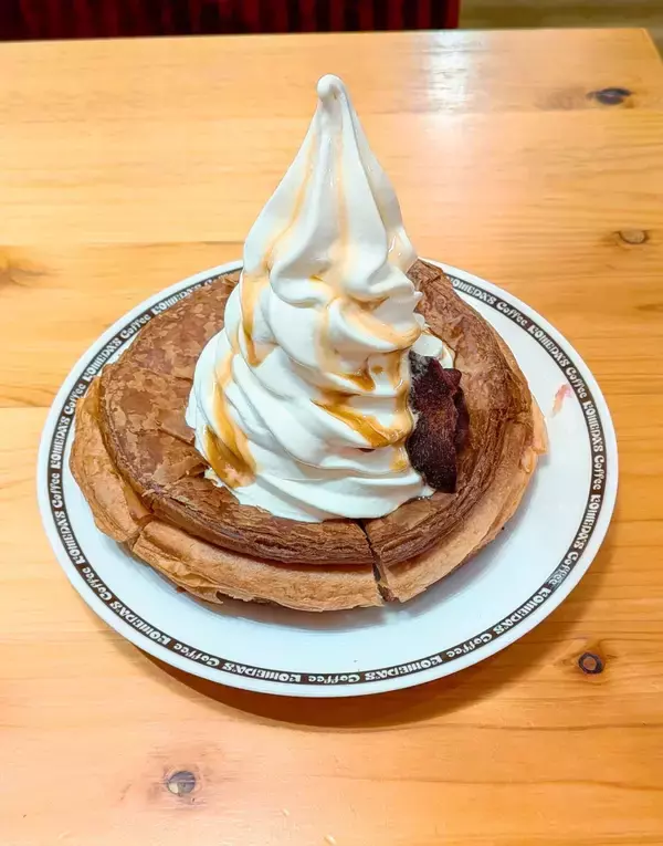 修学旅行の代わりにスイーツ開発　琉球コメダと高校生41人　数量限定、沖縄らしい甘さ