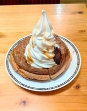 修学旅行の代わりにスイーツ開発　琉球コメダと高校生41人　数量限定、沖縄らしい甘さ