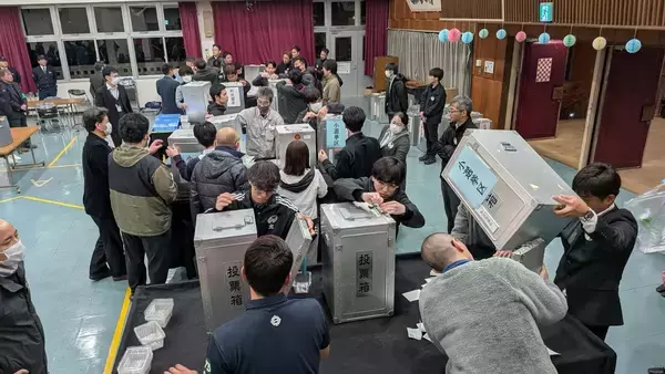 16年ぶりの読谷村長選、開票が始まる　当落判明は午後11時過ぎか