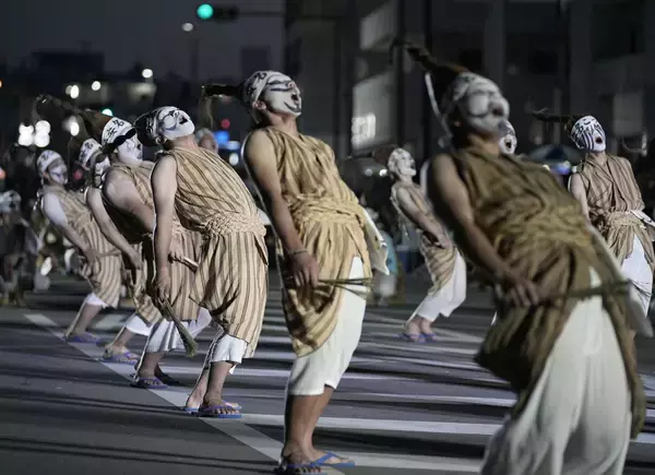 「【写真特集】勇壮な舞　誇り胸に　20年の節目に特別企画も　うるま市エイサーまつり　10月4・5日」の画像