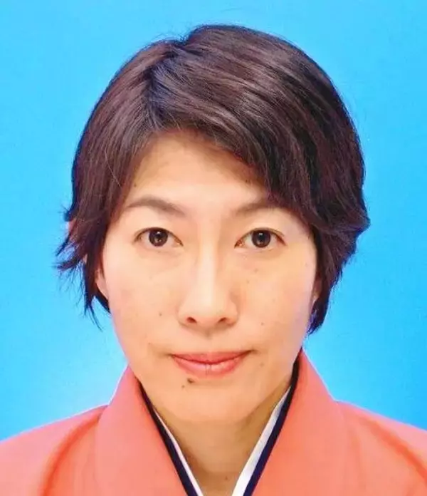 「［タイムス伝統芸能選考会］グランプリ三線8人」の画像