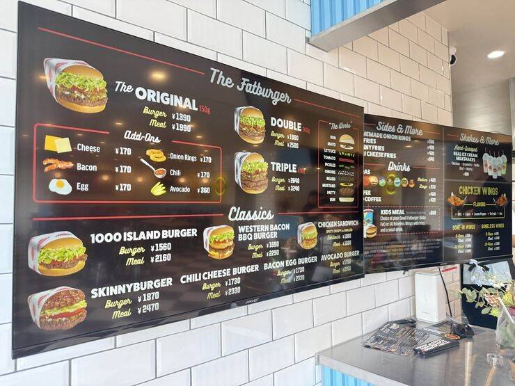【嘉手納町】アメリカ発の大人気ハンバーガー屋『FATBURGER OKINAWA』沖縄上陸！プレオープン初日に行ってきたよ♪【美ら浜つーしん】