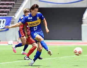 沖縄SV、3発で3連覇　FC琉球下しサッカー天皇杯出場へ　