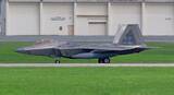 「F22が2機飛来　嘉手納基地に3日連続」の画像1