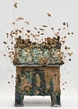 Coccoさんの彫刻作品、沖展で初入選　母の出身地・伊平屋の土で「島の魅力を存分に表現」　陶芸ベースに創作