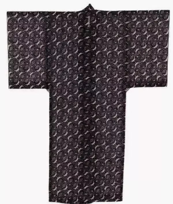 「［沖展77th　わたしの推し展　沖展会員編］柄が完璧　好バランス　宜保聡　染色　紅型着物「Dark　emperor」　」の画像