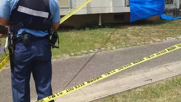 石垣市で殺人事件　男性の胸に複数の刺し傷　若い男性が立ち去る姿　沖縄県警「外出控えて」