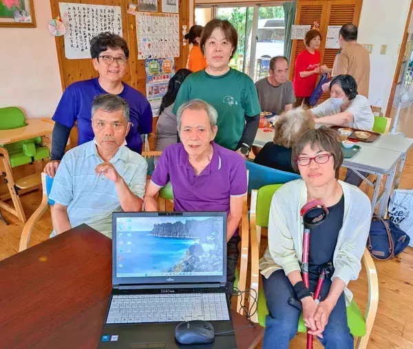 「活動前進　笑顔広がる　タイムスふれあい事業助成施設・団体紹介」の画像