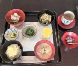 「懐かしさ感じて」　那覇の老舗「美榮」が昼食限定の御膳メニュー　琉球・沖縄料理の普及へ