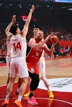 桶谷新監督、初戦は黒星　バスケ男子代表、中国に80-87　バスケＷ杯アジア1次予選