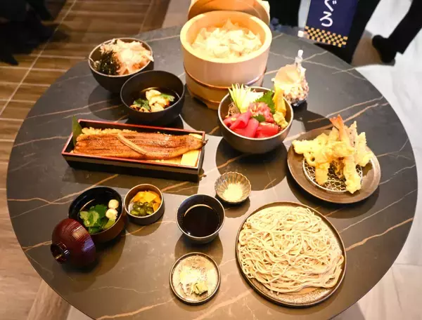 「「フードコートではありません」――沖縄・パレットくもじにリウボウフードホール誕生　心もお腹も満たす全7店舗を徹底紹介！」の画像