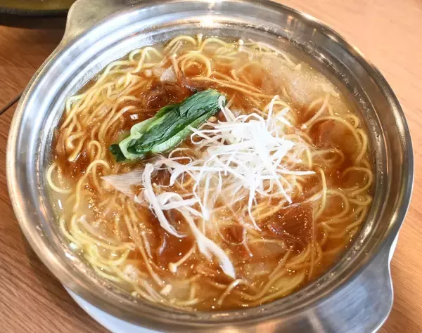 「「フードコートではありません」――沖縄・パレットくもじにリウボウフードホール誕生　心もお腹も満たす全7店舗を徹底紹介！」の画像