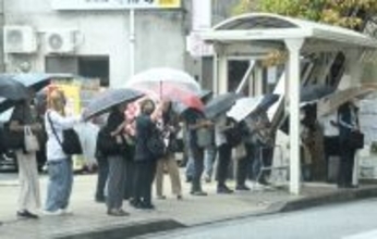 【速報】沖縄都市モノレールで全区間運行見合わせ（5日午前8時半）