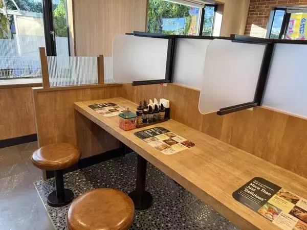 「【北谷町】ロースかつ定食が500円！『松屋・松のや 北谷美浜店』2025年9月9日(火)10時まで♪【美ら浜つーしん】」の画像