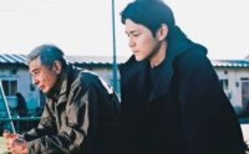 【スターシアターズ・榮慶子の映画コレ見た？】『港のひかり』少年のために生きる男