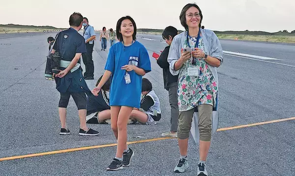 空港で朝活！　ランウェイウォーク　普段は立ち入れない滑走路　早朝に歩いて楽しむ　宮古島市・下地島空港