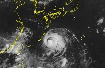 台風18号の注意点は？　接近時に風雨が急激に強まる可能性　沖縄気象台「警戒度上げて」