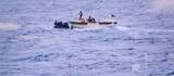 「石垣港付近で10人乗りの船が転覆　全員救助、命に別条なし　沖縄」の画像2