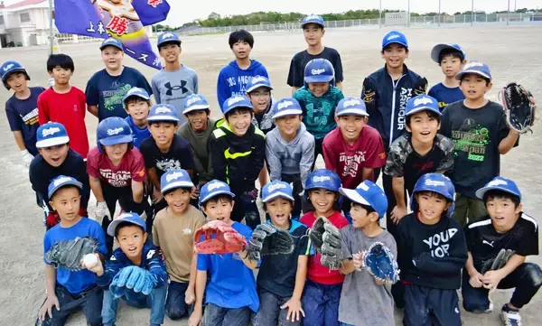 沖縄にも届く「大谷グラブ」　同じチーム名のドジャースナイン「次の大会で優勝目指す」　本部町の少年野球チーム