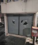 「古謝市長の後援会事務所　ガラス割った容疑で57歳男を逮捕　南城市知念で与那原署」の画像1