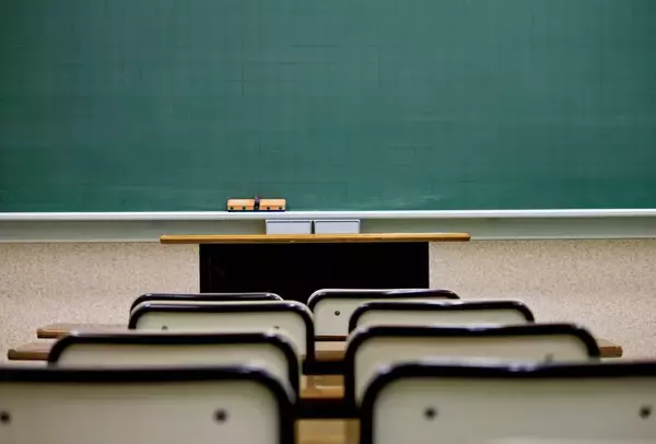 【台風6号】豊見城市の小中学校12校、6月1日（月）・2日（火）の臨時休校を決定