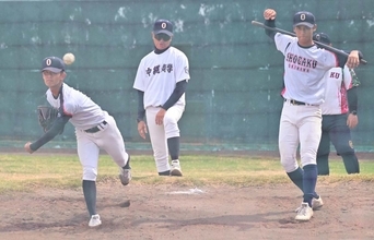 夏連覇へ　沖縄尚学、横浜とあす10日に初戦　夏の甲子園
