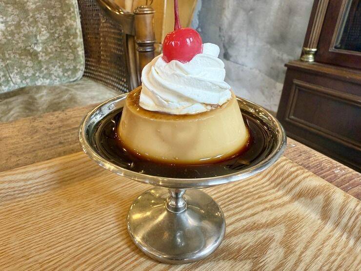 【恩納村】アンティークな空間を楽しめるプリン専門カフェ『SUGAR BROTHERS』へ行ってきました♪【美ら浜つーしん】