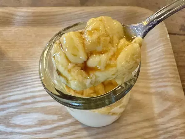 「【恩納村】アンティークな空間を楽しめるプリン専門カフェ『SUGAR BROTHERS』へ行ってきました♪【美ら浜つーしん】」の画像