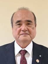 友寄景善氏、再選へ立候補表明　2026年の沖縄・大宜味村長選　「不退転の決意で挑む」