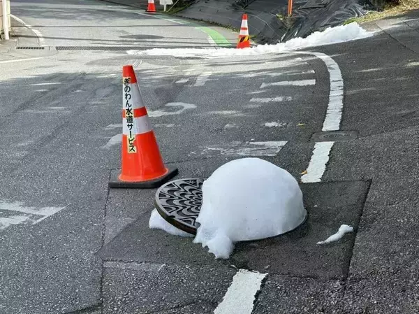 【速報】マンホールで噴き出した白い泡からPFAS検出　国指針値の5倍超　沖縄・宜野湾市