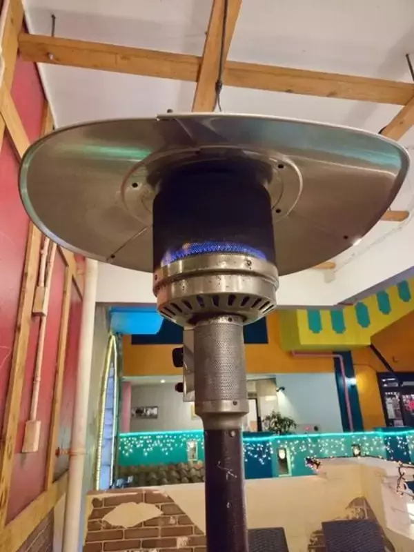 「【北谷町】アメリカンビレッジのエビバル『Shrimp & Wine Crevette』おしゃれな雰囲気の中ディナーしてきました♪【美ら浜つーしん】」の画像