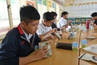 【沖縄で断水】金武町　給食に防災食提供　水確保の懸念で1120食