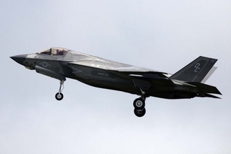 岩国配備のF35Bステルス戦闘機3機、嘉手納基地に飛来