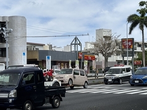 浦添市・国道330号で横転事故　重傷者は確認されず 　一時渋滞 、午前中までには解消
