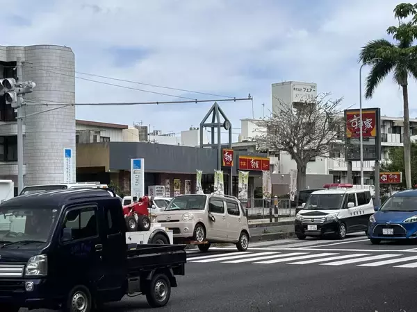 浦添市・国道330号で横転事故　重傷者は確認されず 　一時渋滞 、午前中までには解消