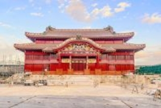 再建工事中の首里城正殿　立ち入り禁止区域を限定公開　1月4日まで