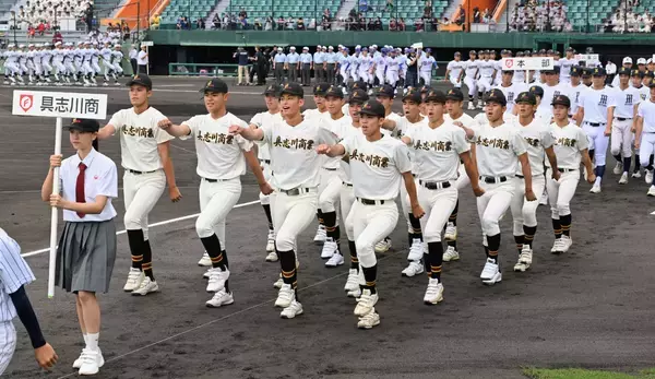 高校野球の沖縄大会が開幕　夏の甲子園出場を懸け61校56チーム出場